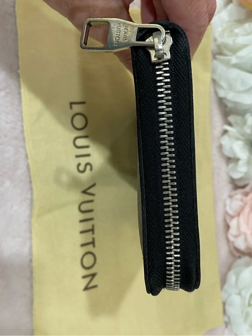 Louis Vuitton Damier Graphite Zippy Organizer/Wallet